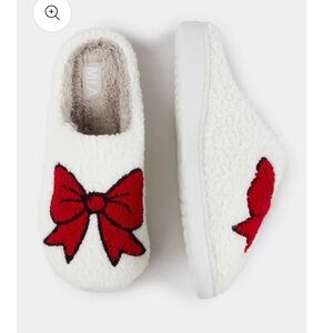 MIA Cozy Slippers with Red Bow NEW 7